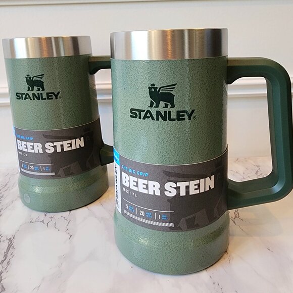 NIB SET OF TWO Stanley Adventure Big Grip Beer Stein Hammertone Green 24 oz - Picture 1 of 7